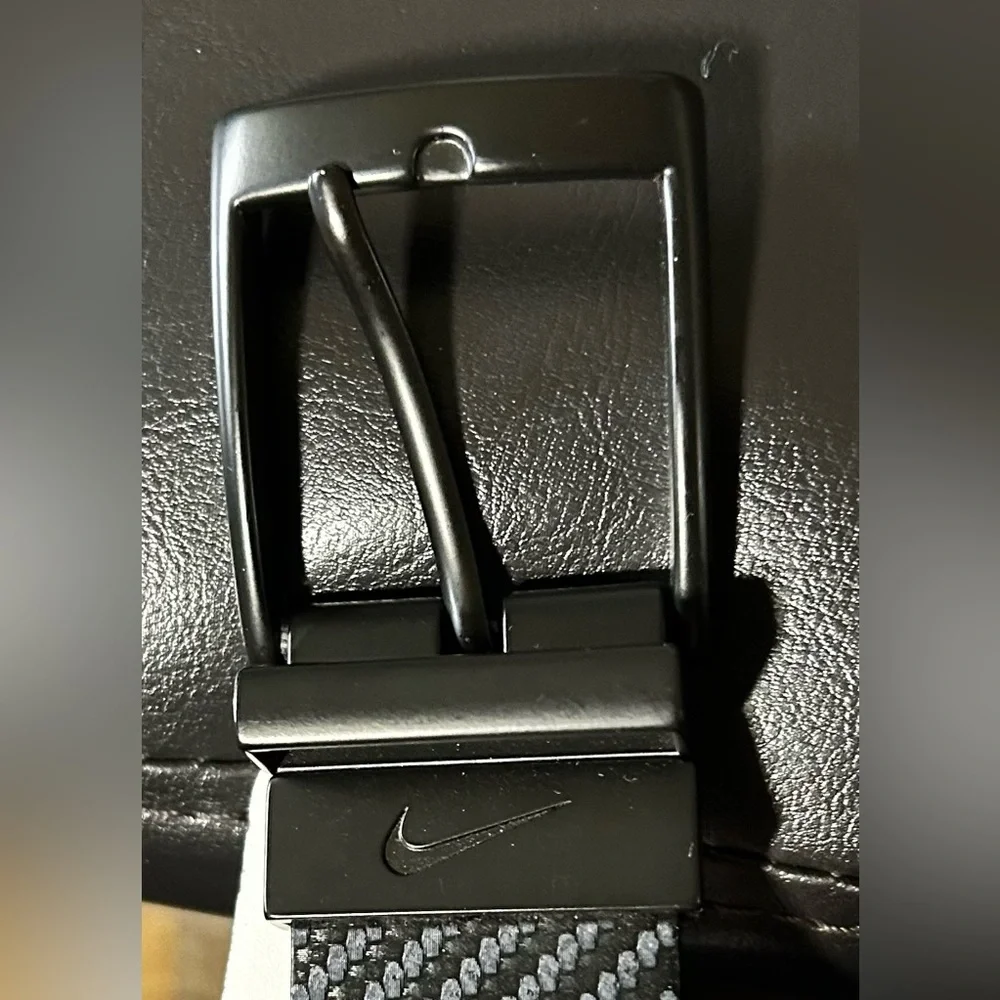 Nike Black synthetic leather belt size 38